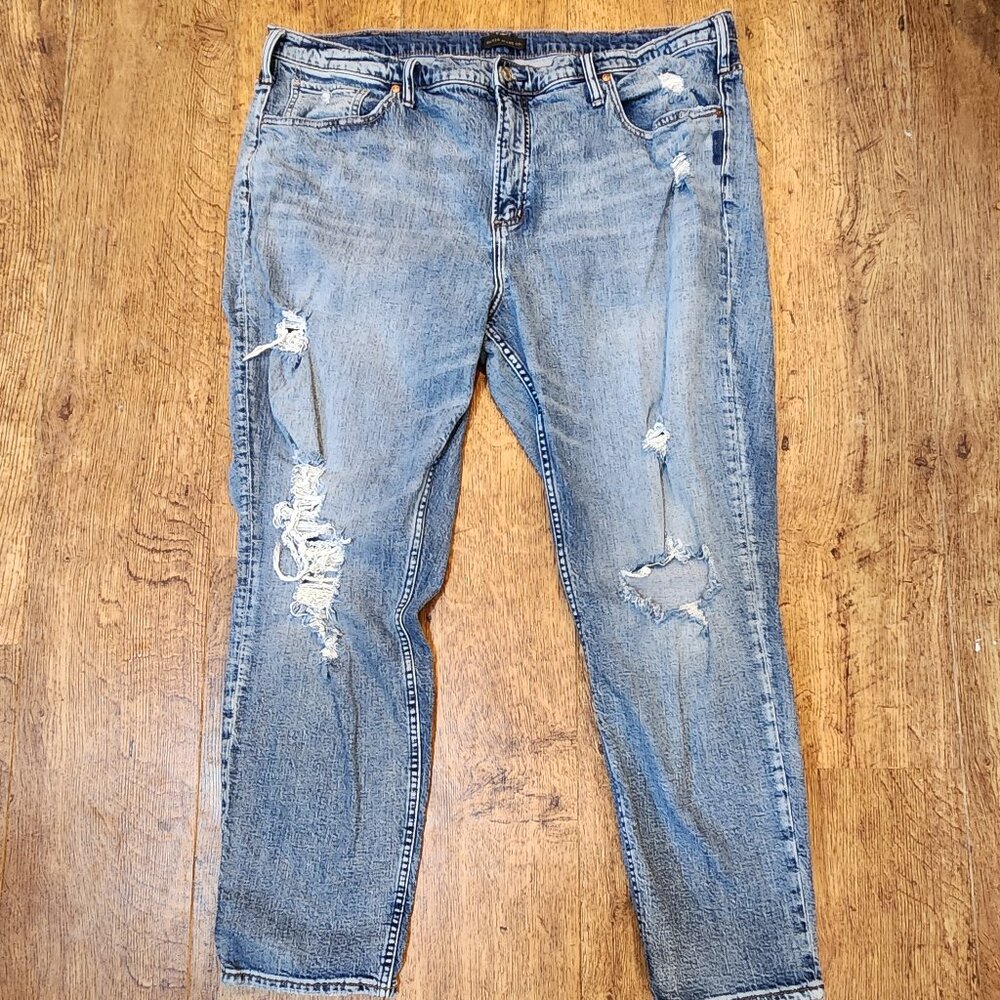 SILVER JEANS Not Your Boyfriend Distressed Jeans - Sz 20